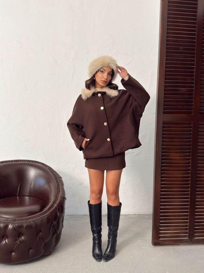 Topshow Кафяв Елегантен Едноредов Палто С Ръкави Долман Дрехи на едро 1