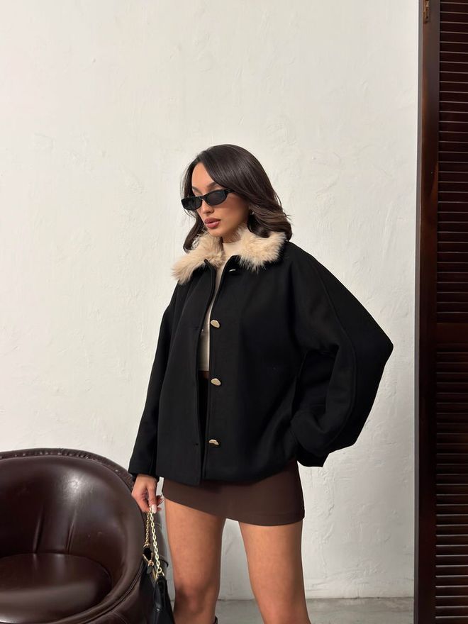 Topshow Палто В Черно С Голям Размер И Едноредово Закопчаване С Кожа Дрехи на едро 1