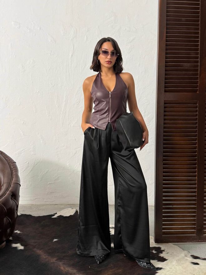 Topshow Claret Red Fitted Zip Up Vest Wholesale Clothing 1