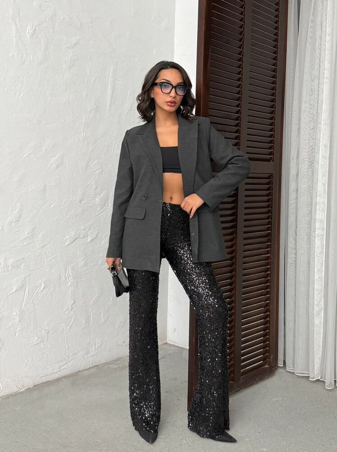 Topshow Crne Hlače Sa Šljokicama Trapez Veleprodaja odjeće 1