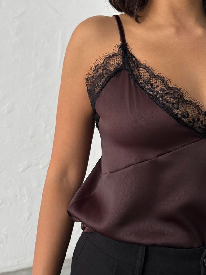 Topshow Kahverengi Seksi Zarif Dar Kalıp Bluz Toptan Giyim Bahar