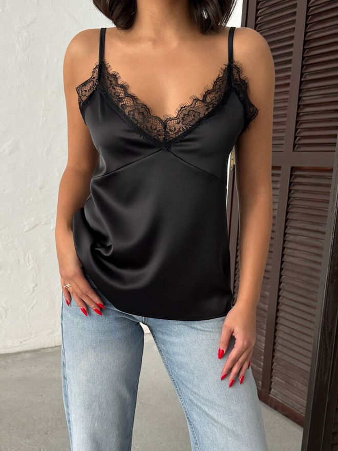 Topshow Siyah Kolsuz V Yaka Işıltılı Bluz Toptan Giyim 1