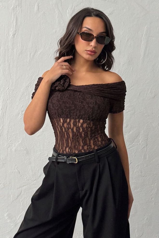 Topshow Blusa Castanho Slim Fit Decote Off Shoulder Roupas por atacado Sensual