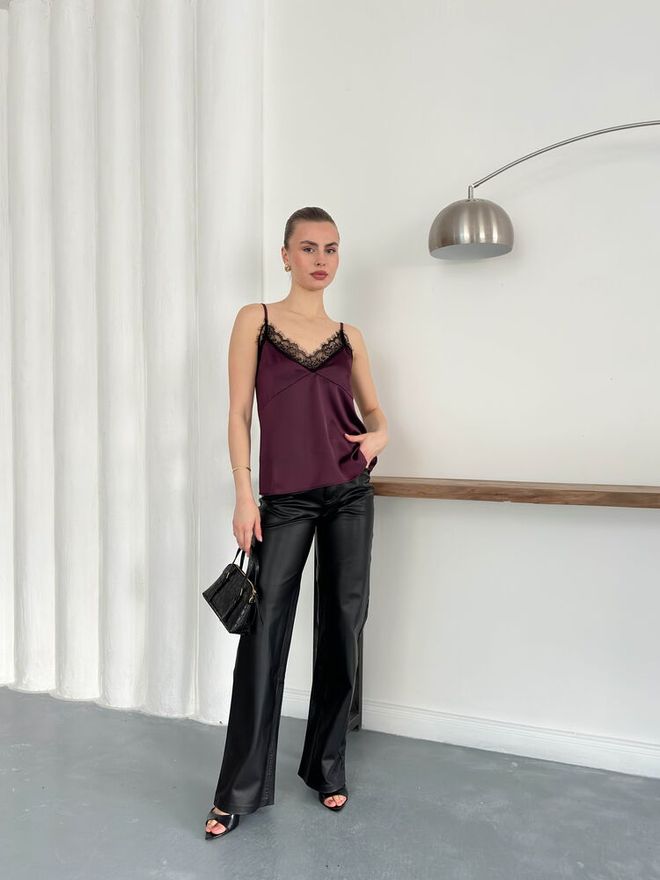 Topshow Blusa Vermelho Clarete Slim Fit Decote Em V Sem Mangas Com Mangas Japonesas Roupas por atacado 1