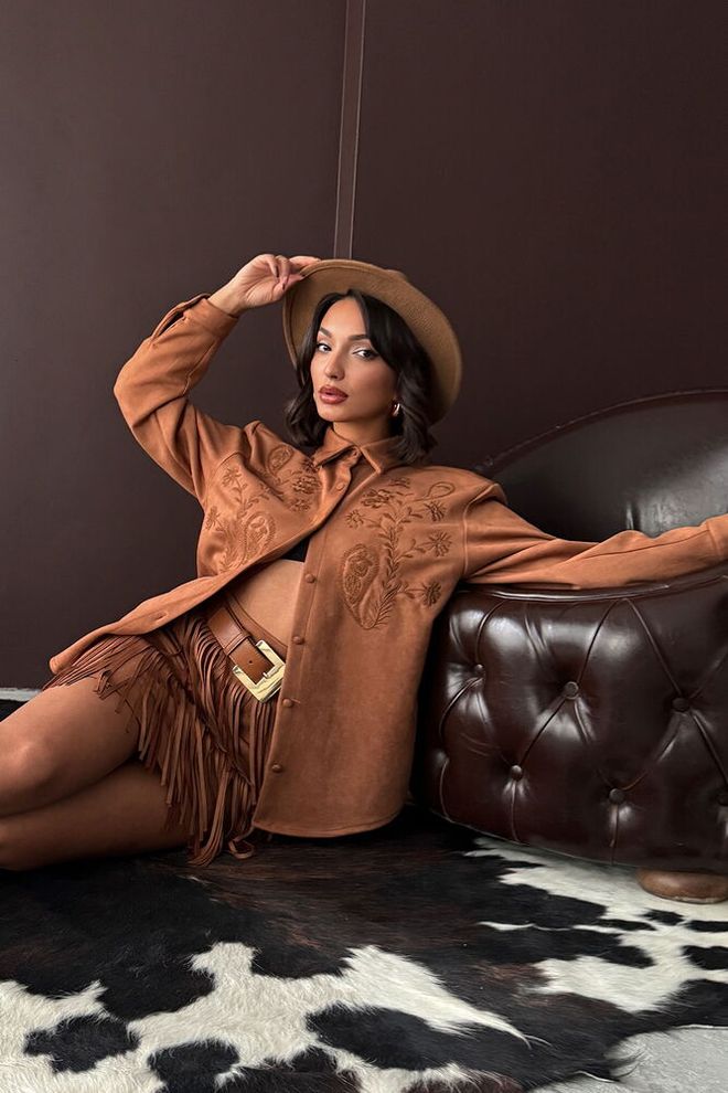 Topshow Chemise Brun Western Décontractée À Col Polo Boutonné Vêtements en gros Décontracté