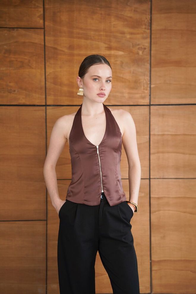 Topshow صدار بني بأكمام ضيقة وسحّاب ملابس بالجملة عمل