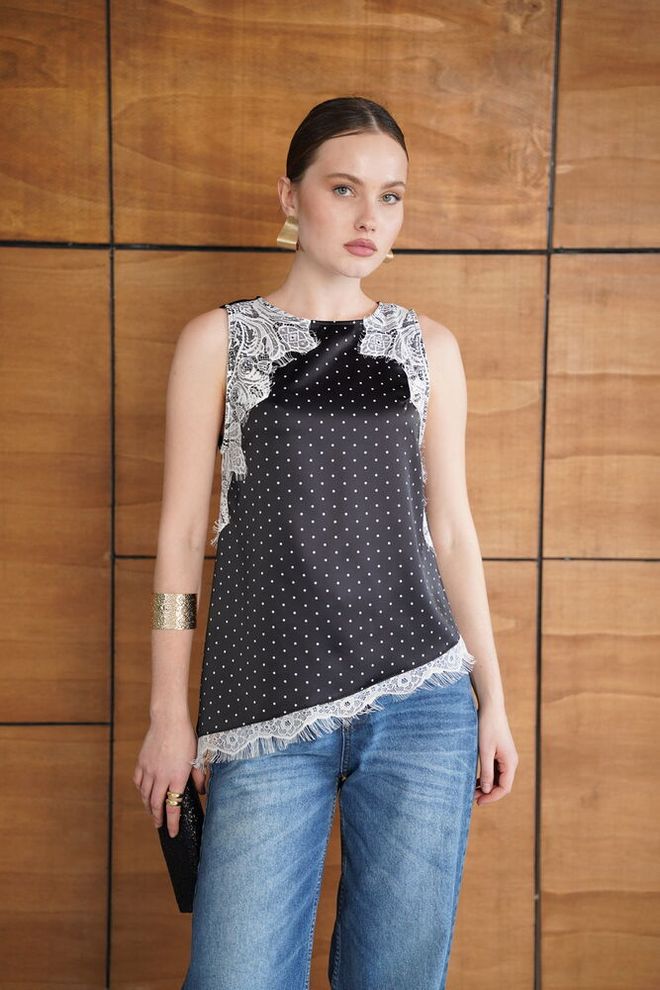 Topshow Camicetta Nera Senza Maniche A Pois E Patchwork Abbigliamento all'ingrosso Casuale
