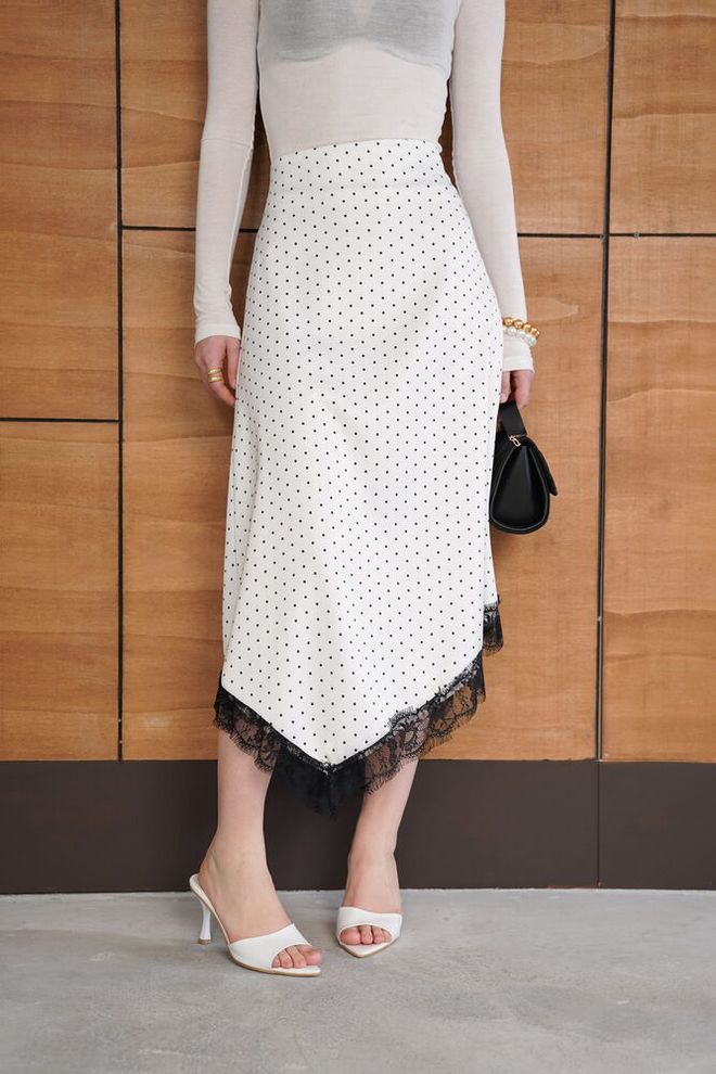 Topshow White Elegant Asymmetrical Midi Skirt Wholesale Clothing Spring