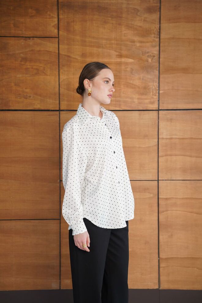 Topshow Camicia Bianca A Pois Abbottonata Abbigliamento all'ingrosso Lavoro