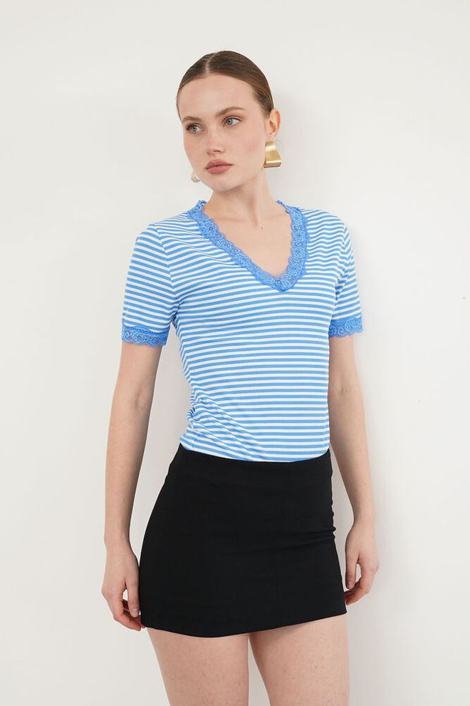 Topshow Синя Ежедневна Блуза С Тясна Кройка И V образно Деколте Дрехи на едро Небрежен