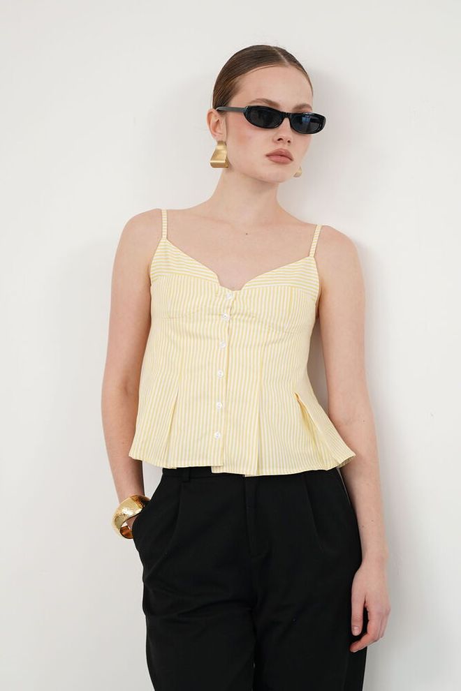 Topshow Желтая Полосатая Приталенная Блузка Без Рукавов С Сердечным Вырезом Оптовая продажа одежды Повседневный