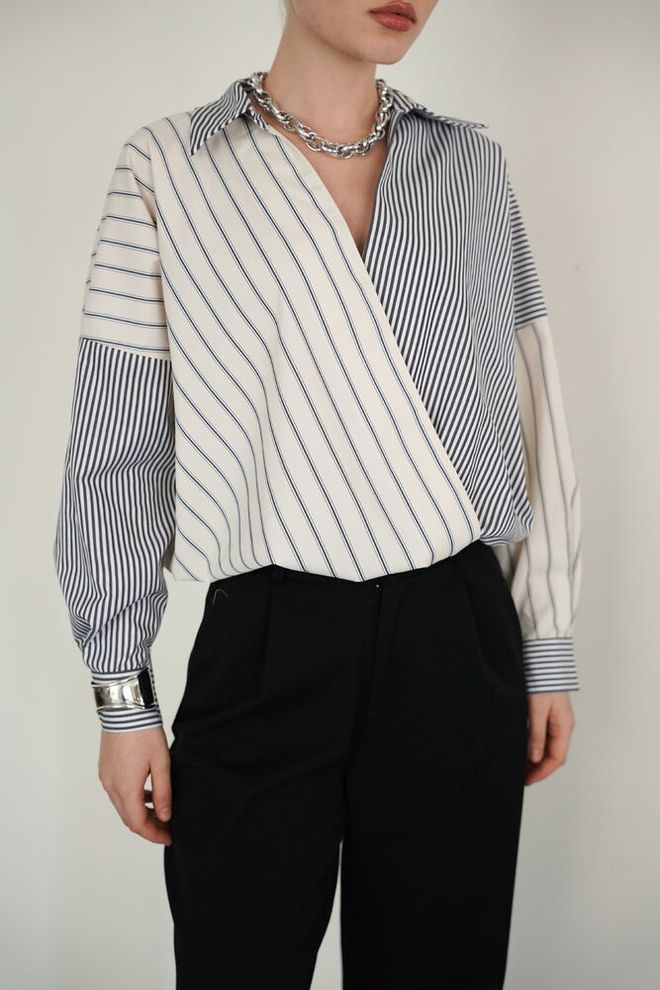 Topshow White Striped Buttoned Shirt With Notched Neck Wholesale Clothing Spring