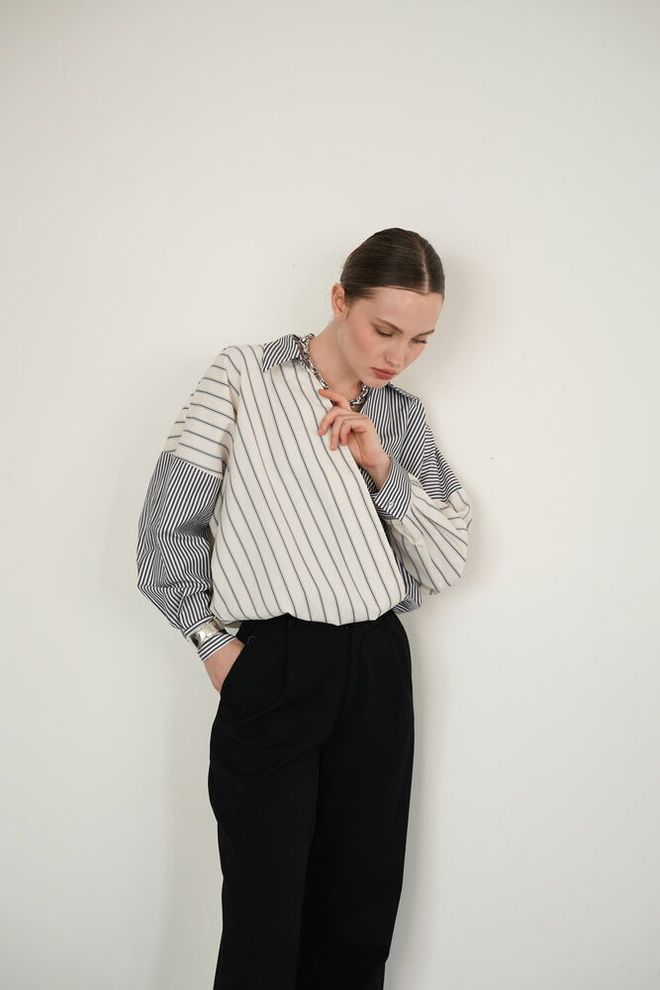 Topshow White Striped Buttoned Shirt With Notched Neck Wholesale Clothing Work