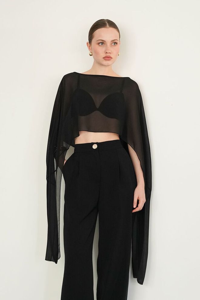 Topshow Crna Elegantna Kratka Bluza S Ekstra Dugim Rukavima Veleprodaja odjeće Ležerni