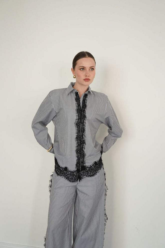 Topshow Black Elegant Striped Buttoned Shirt Wholesale Clothing Work