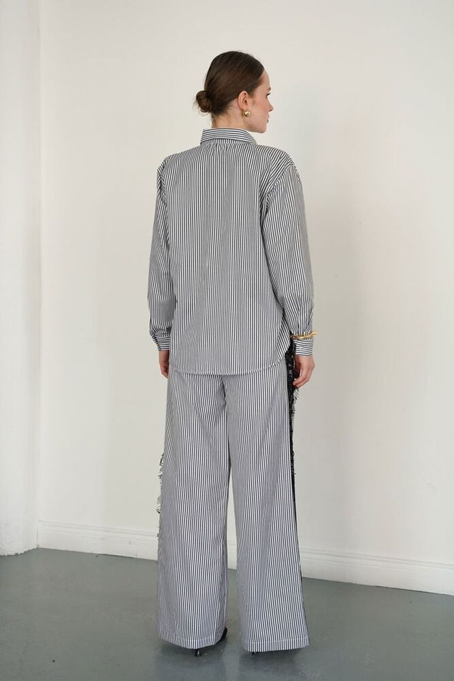 Topshow Black Elegant Striped Buttoned Shirt Wholesale Clothing Vintage