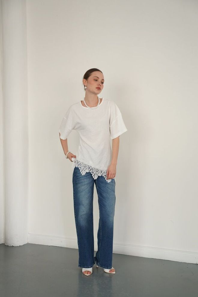 Topshow White Blouse With Half Sleeves And Round Neck Wholesale Clothing 1