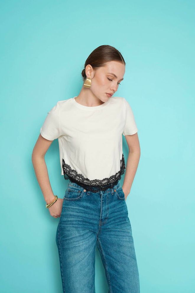 Topshow Bijela Ležerna Elegantna Bluza S Okruglim Izrezom Veleprodaja odjeće Ležerni