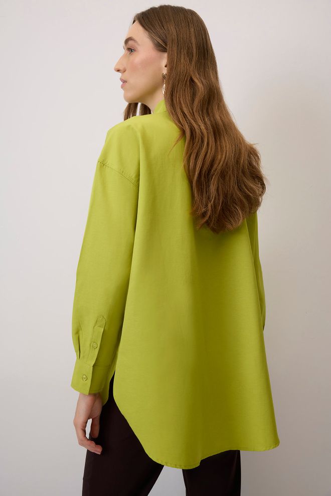 Touche Prive Camisa Verde Oversize Con Cuello Polo Y Botones Ropa al por mayor Salón