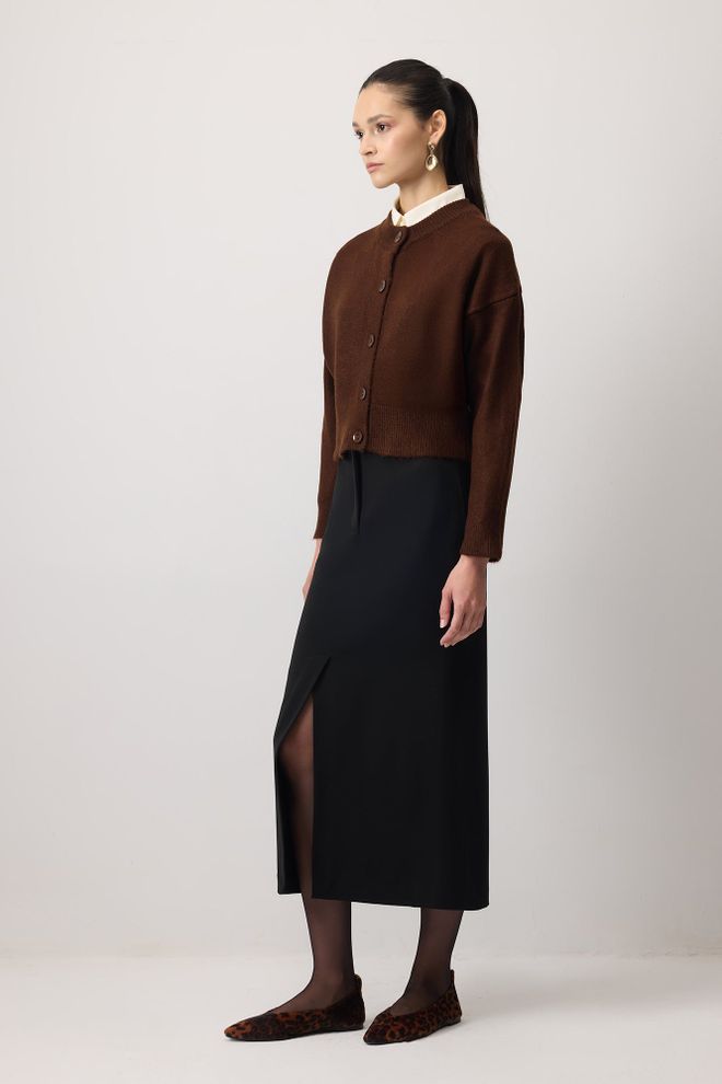 Touche Prive Smeđi Kardigan Sa Gumbima Regularni Kroj Okrugli Izrez Veleprodaja odjeće 5