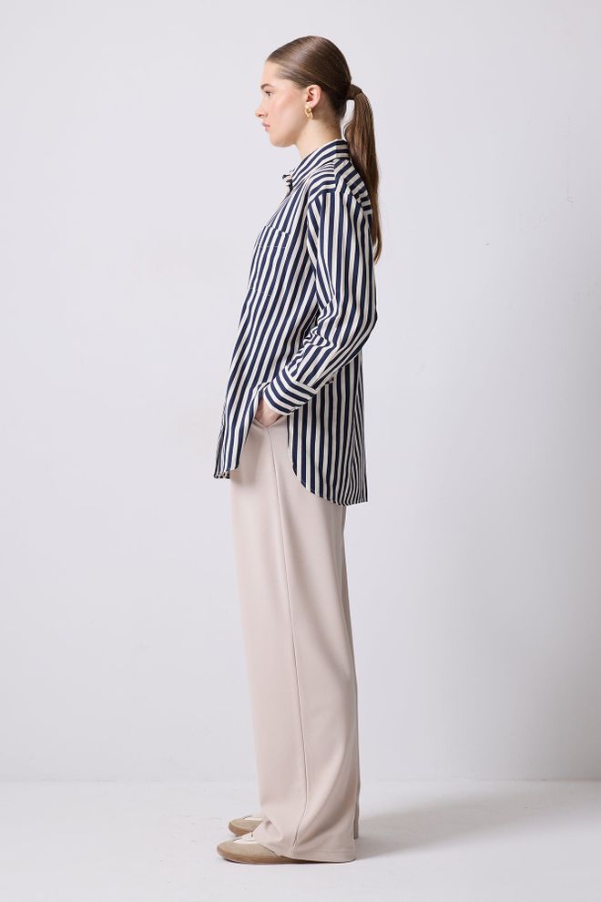 Touche Prive Chemise Décontractée Formelle Rayée Bleu Marine Vêtements en gros Décontracté