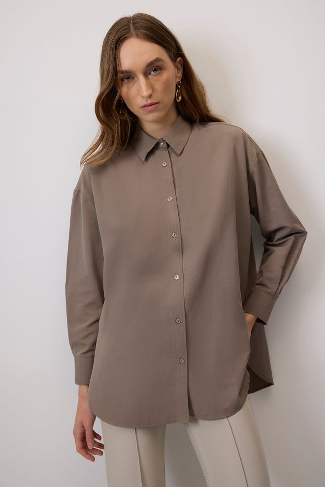 Touche Prive Ruda Kasdienė Elegantiška Formali Santūri Oversize Marškiniai Didmeninė prekyba drabužiais Metalo spalvos siūlai