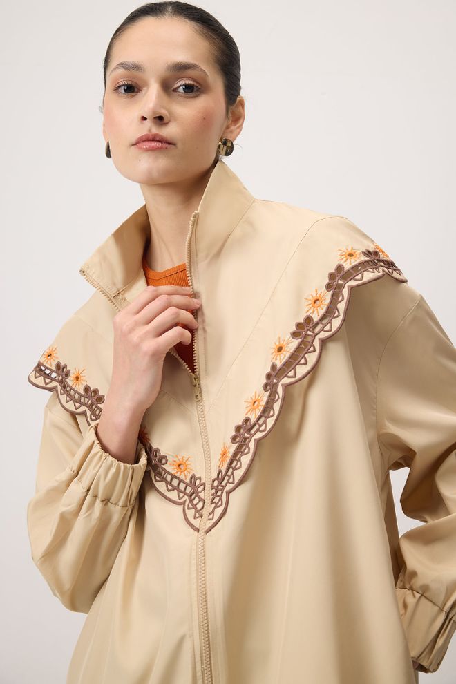 Touche Prive Beige Raincoat With Floral Ethnic Oversized Fit Wholesale Clothing Lounge