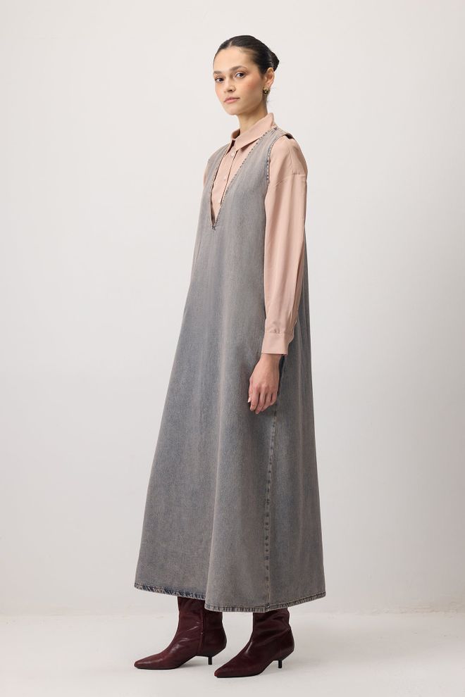 Touche Prive Gri Yer Hizasında V Yaka Slip Elbise Toptan Giyim Tesettür