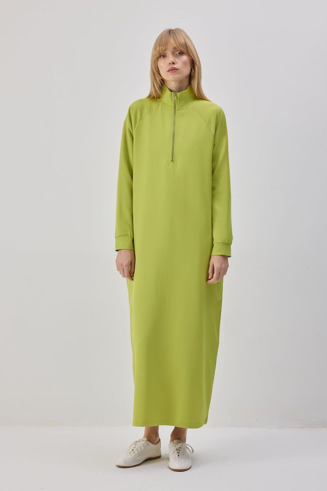 Touche Prive Žalia Kasdienė Kukli Sportinė Megztinė Suknelė Didmeninė prekyba drabužiais Apykaklė su įkirpimu