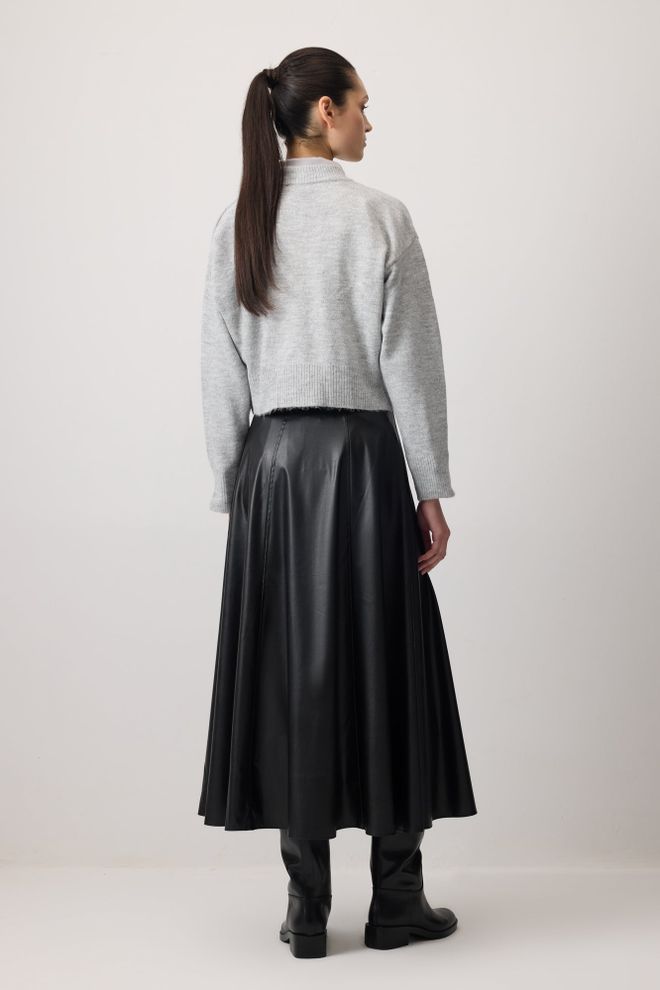 Touche Prive Siva Kardigan S Visokim Izrezom I Gumbima Veleprodaja odjeće Formalni