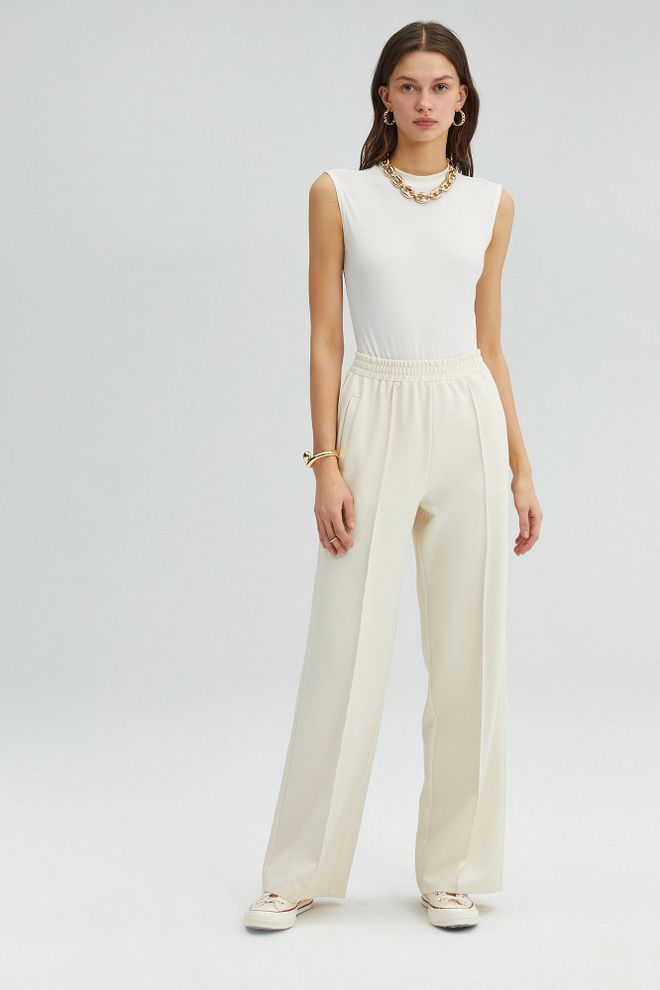 Touche Prive White Tapered/Carrot High Waist Pants Wholesale Clothing 1