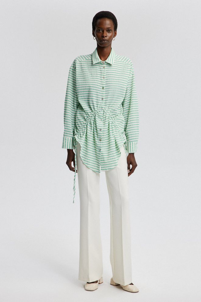 Touche Prive Zelena Črtasta Majica S Polo Ovratnikom In Oversized Krojem Oblačila na debelo Ležerno