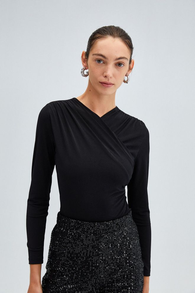 Touche Prive Black Elegant Glam Bodysuit With Sequined V Neck Wholesale Clothing Spring