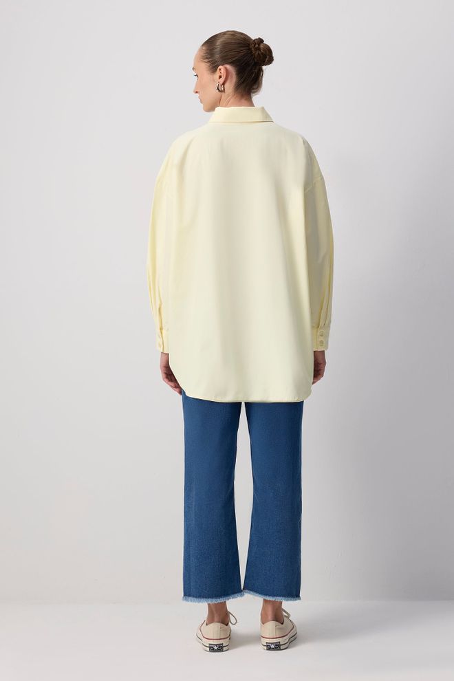 Touche Prive قميص أصفر بمقاس كبير بياقة بولو ملابس بالجملة 5