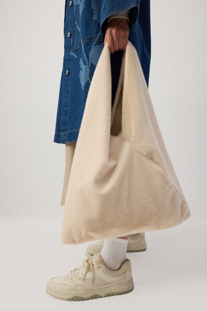 Touche Prive Peluş Çanta Toptan Giyim 0