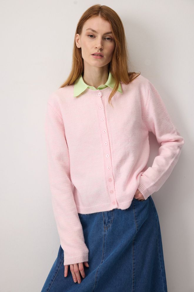 Touche Prive Pink Buttoned Cardigan With Round Neck Wholesale Clothing Spring