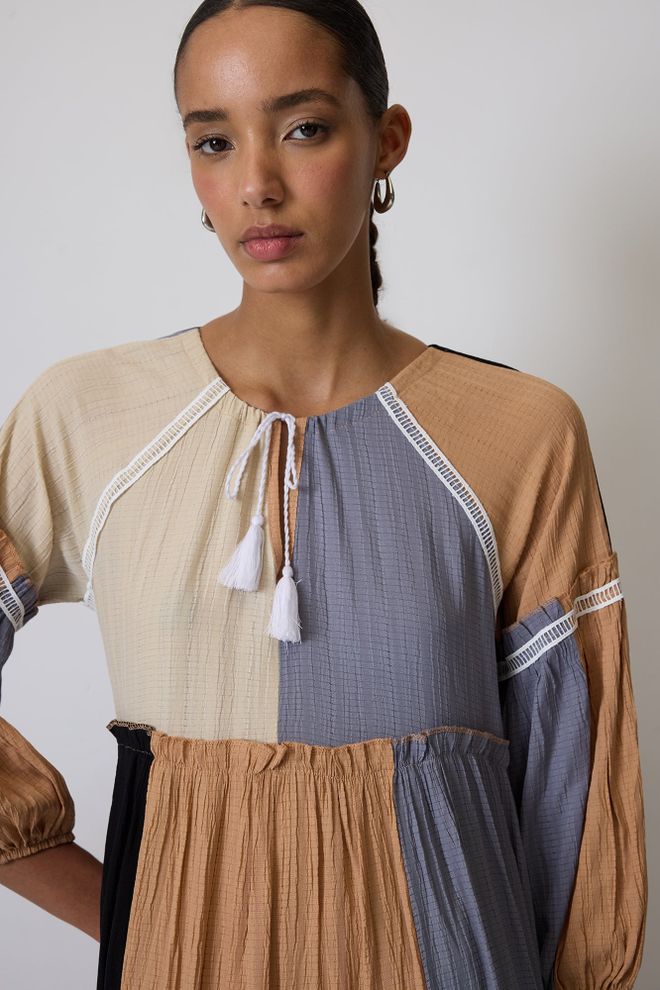 Touche Prive فستان بوهيمي بيج بسماك وأكمام راجلان 3/4 ملابس بالجملة ربيع