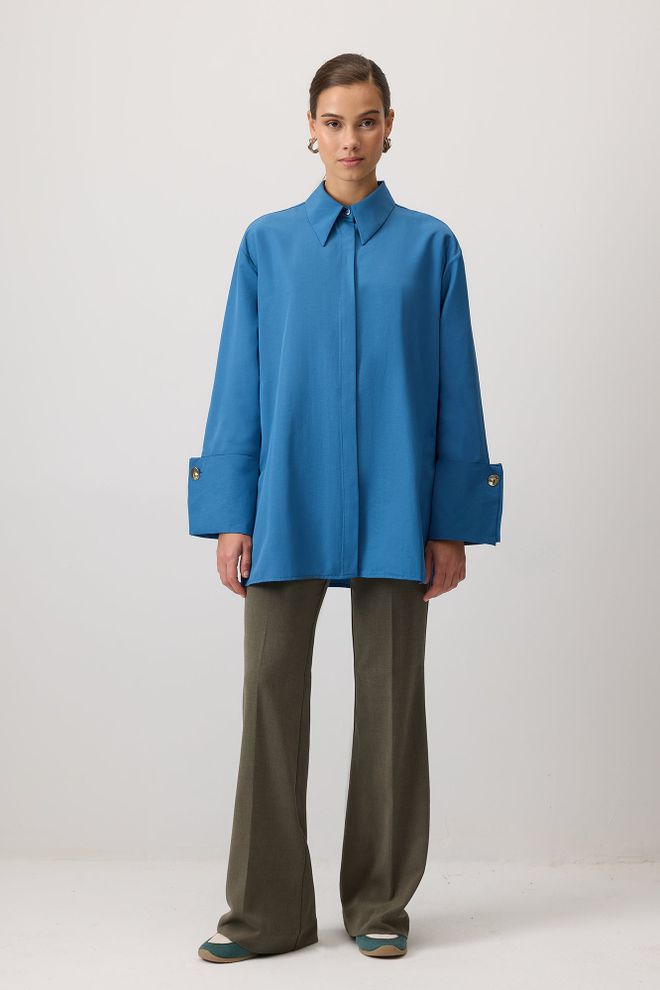 Touche Prive Modrá Košeľa S Polo Golierom A Oversized Zapínanie Na Gombíky Veľkoobchod s oblečením Jar