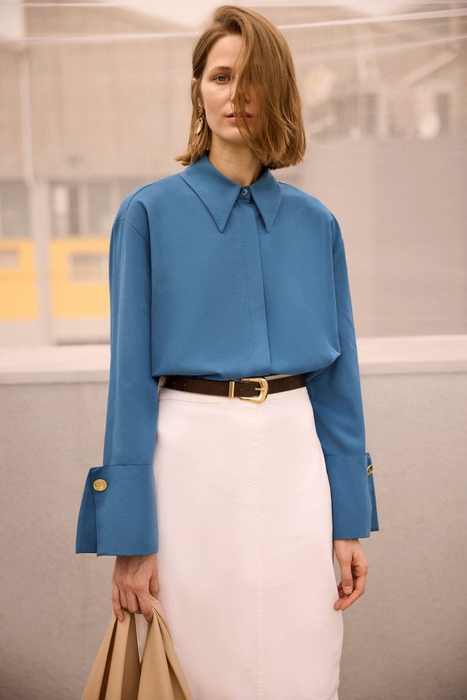 Touche Prive Modrá Košeľa S Polo Golierom A Oversized Zapínanie Na Gombíky Veľkoobchod s oblečením Práca