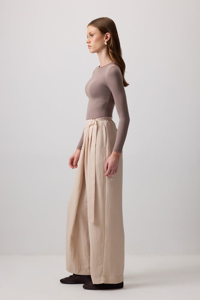 Touche Prive Elegant Beige Bodysuit With Long Straight Sleeves Wholesale Clothing Lounge