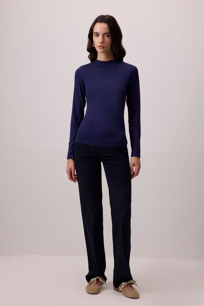 Touche Prive Bodi Mornarsko Modra Ozka Kroj Z Visokim Ovratnikom In Dolgimi Rokavi Oblačila na debelo Šport