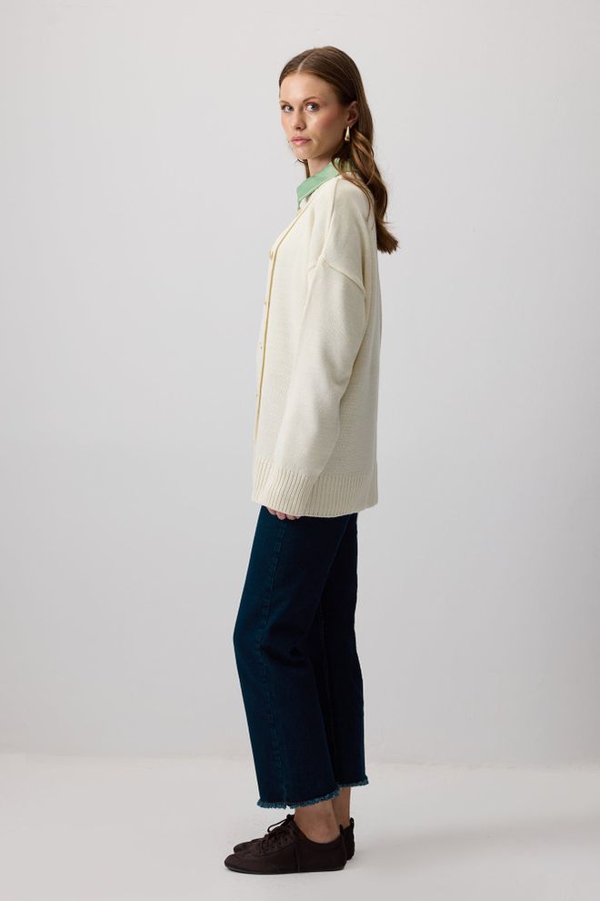 Touche Prive Beige Oversized Fit Sweater With Round Neck Wholesale Clothing Lounge