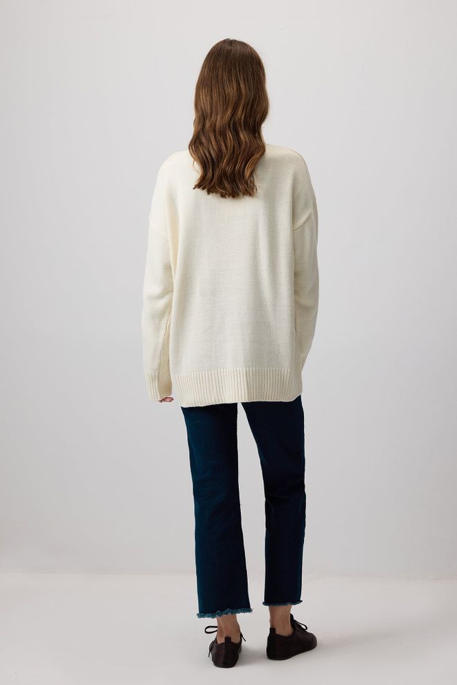 Touche Prive Beige Oversized Fit Sweater With Round Neck Wholesale Clothing Preppy