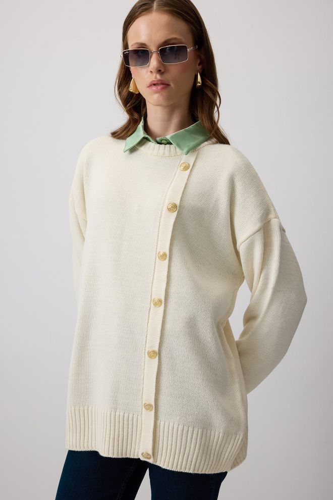 Touche Prive Bej Bol Kesim Yuvarlak Yakalı Kazak Toptan Giyim Gündelik