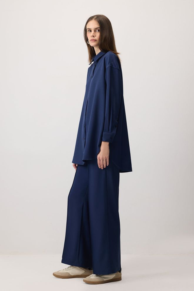 Touche Prive Chemise Bleu Marine Décontractée Oversize Col Polo Vêtements en gros Modeste