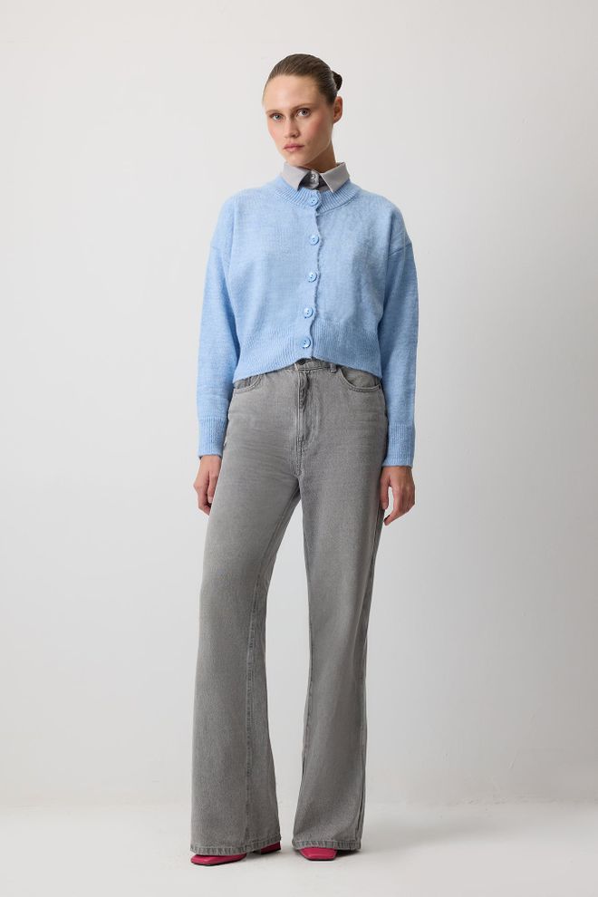 Touche Prive Blauer Strickjacke Mit Knöpfen Und Rundhalsausschnitt Großhandelskleidung Lässig