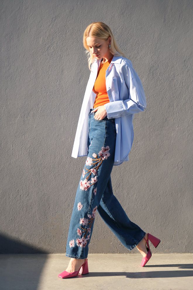 Touche Prive Mavi Çiçekli Mom Pantolon Yüksek Bel Ve Düğmeli Kapanışlı Toptan Giyim Gündelik