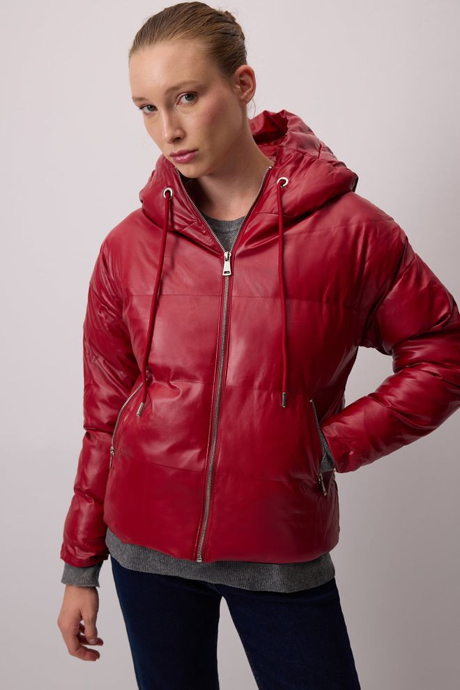 Touche Prive Red Hooded Puffer Coat With Zipper Pockets Wholesale Clothing Lounge