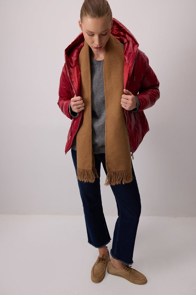 Touche Prive Red Hooded Puffer Coat With Zipper Pockets Wholesale Clothing 1