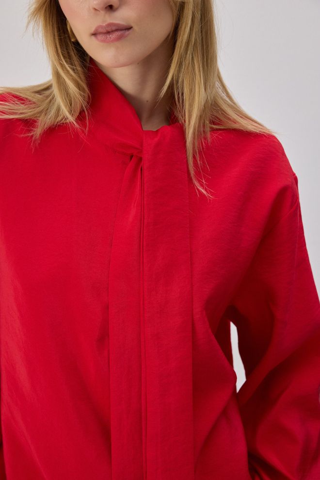 Touche Prive Túnica Roja Con Cierre De Lazo Y Cuello Alto Ropa al por mayor Modesto